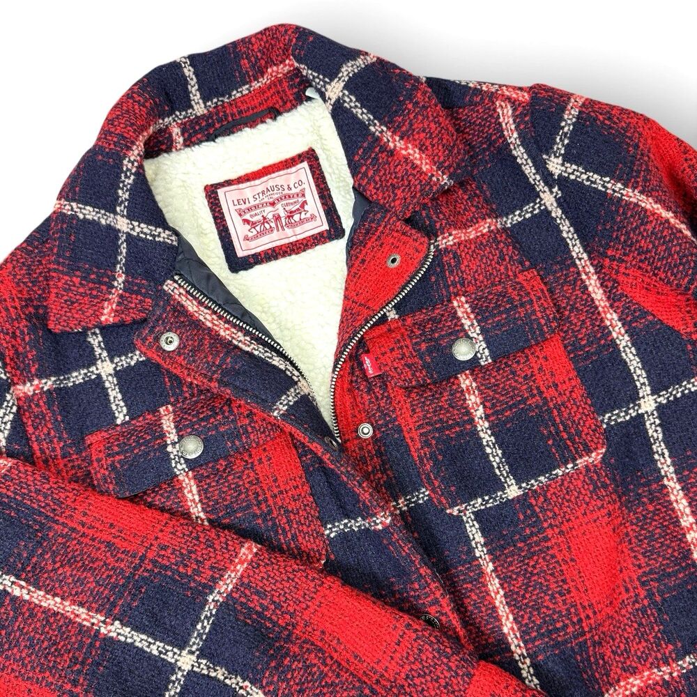 Levi's Coat Plaid Sherpa Lined Womens Small Full Zip Wool Blend Winter Cozy
